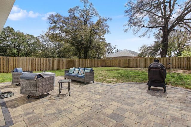 197 W 1st Avenue, Crestview, FL 32536