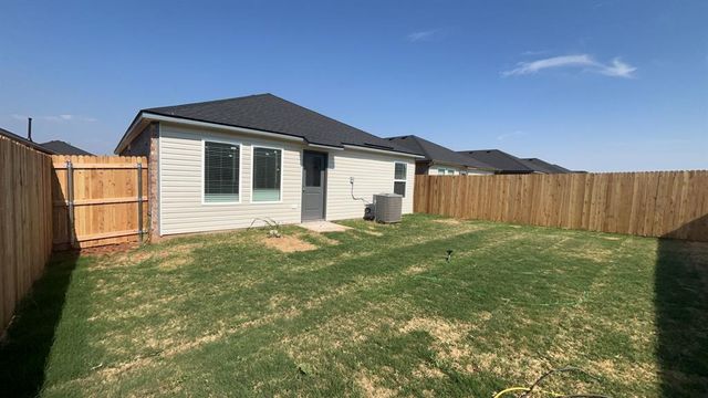 20416 Mule Deer Drive, Edmond, OK 73012