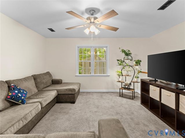 7405 Kentucky Derby Dr, Midlothian, VA 23112