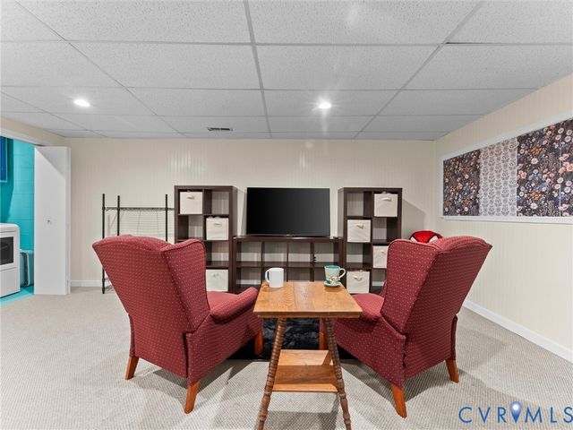 7405 Kentucky Derby Dr, Midlothian, VA 23112