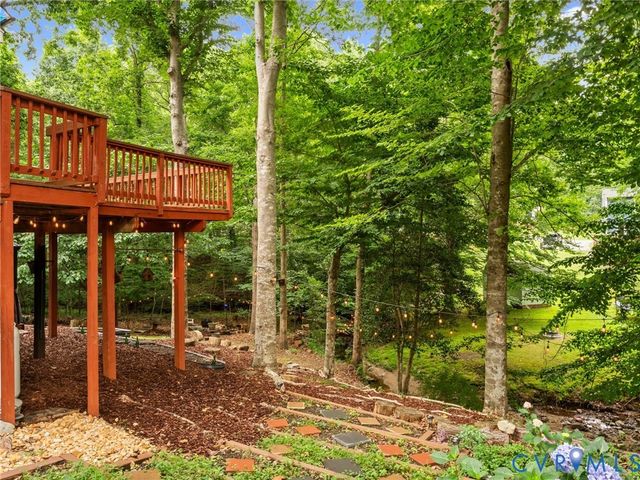 7405 Kentucky Derby Dr, Midlothian, VA 23112