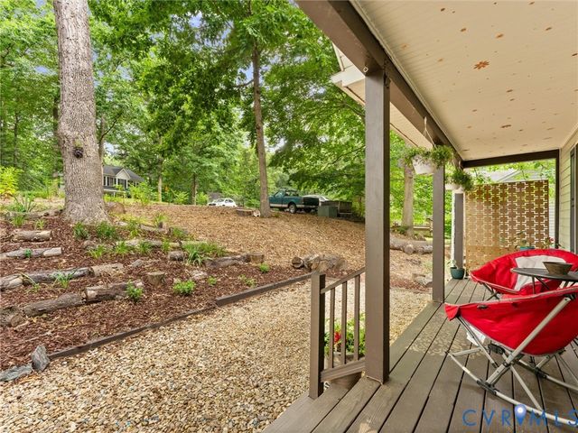 7405 Kentucky Derby Dr, Midlothian, VA 23112