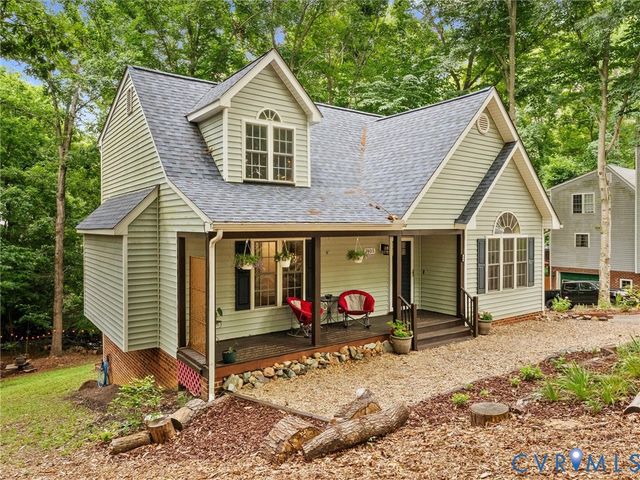 7405 Kentucky Derby Dr, Midlothian, VA 23112