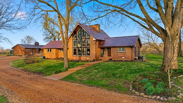 2830 Lockertsville Rd, Ashland City, TN 37015