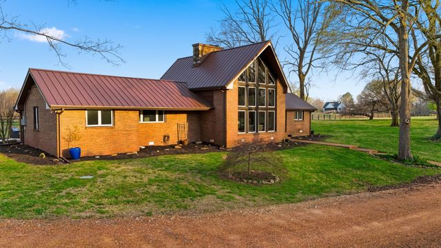 2830 Lockertsville Rd, Ashland City, TN 37015