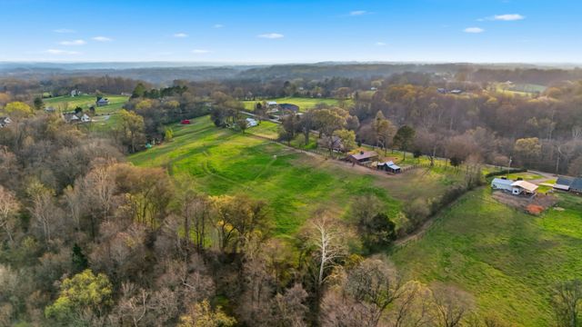 2830 Lockertsville Rd, Ashland City, TN 37015