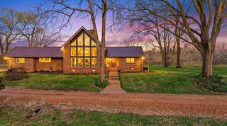 2830 Lockertsville Rd, Ashland City, TN 37015