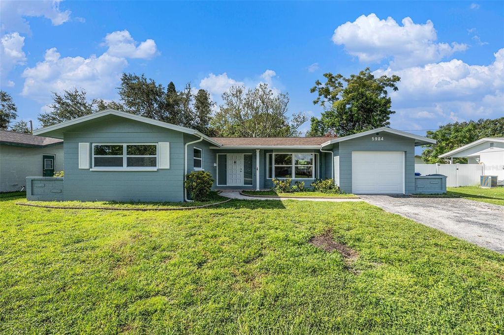 5984 30TH AVENUE N, St Petersburg, FL 33710