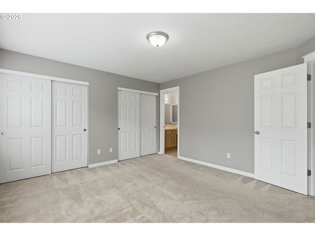 21868 Ne HEARTWOOD Cir, Fairview, OR 97024