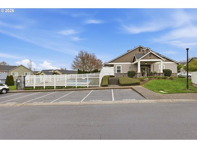 21868 Ne HEARTWOOD Cir, Fairview, OR 97024