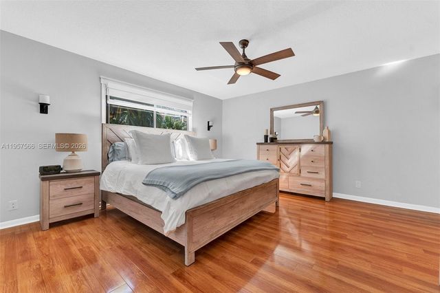 678 NE 1st St, Dania Beach, FL 33004