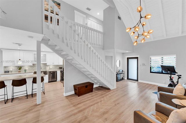 678 NE 1st St, Dania Beach, FL 33004