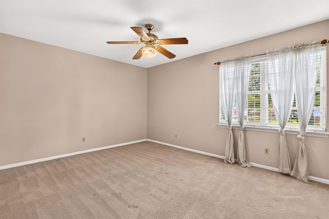 26 Queenspark Road, Little Rock, AR 72227