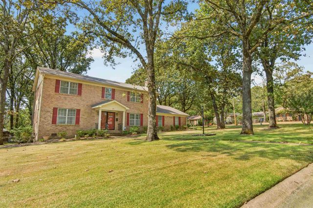 26 Queenspark Road, Little Rock, AR 72227