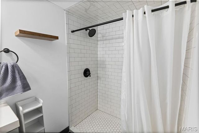 2 Fieldcrest Drive, Collinsville, IL 62234