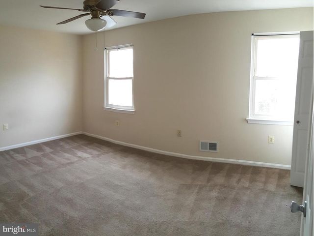8091 COMMUNITY DR, Manassas, VA 20109