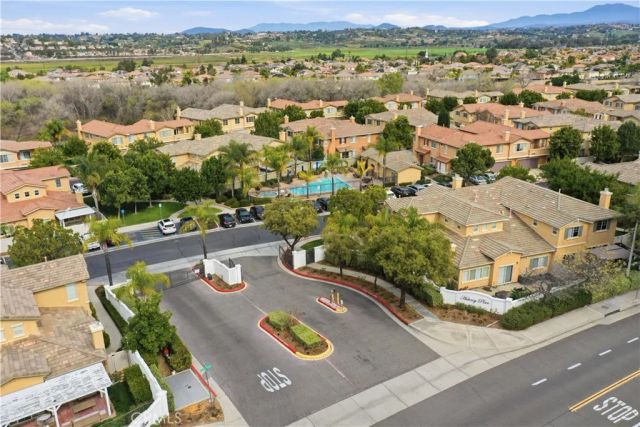 33586 Emerson Way C, Temecula, CA 92592