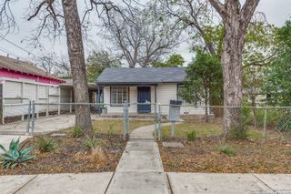 808 NW 20th, San Antonio, TX 78207