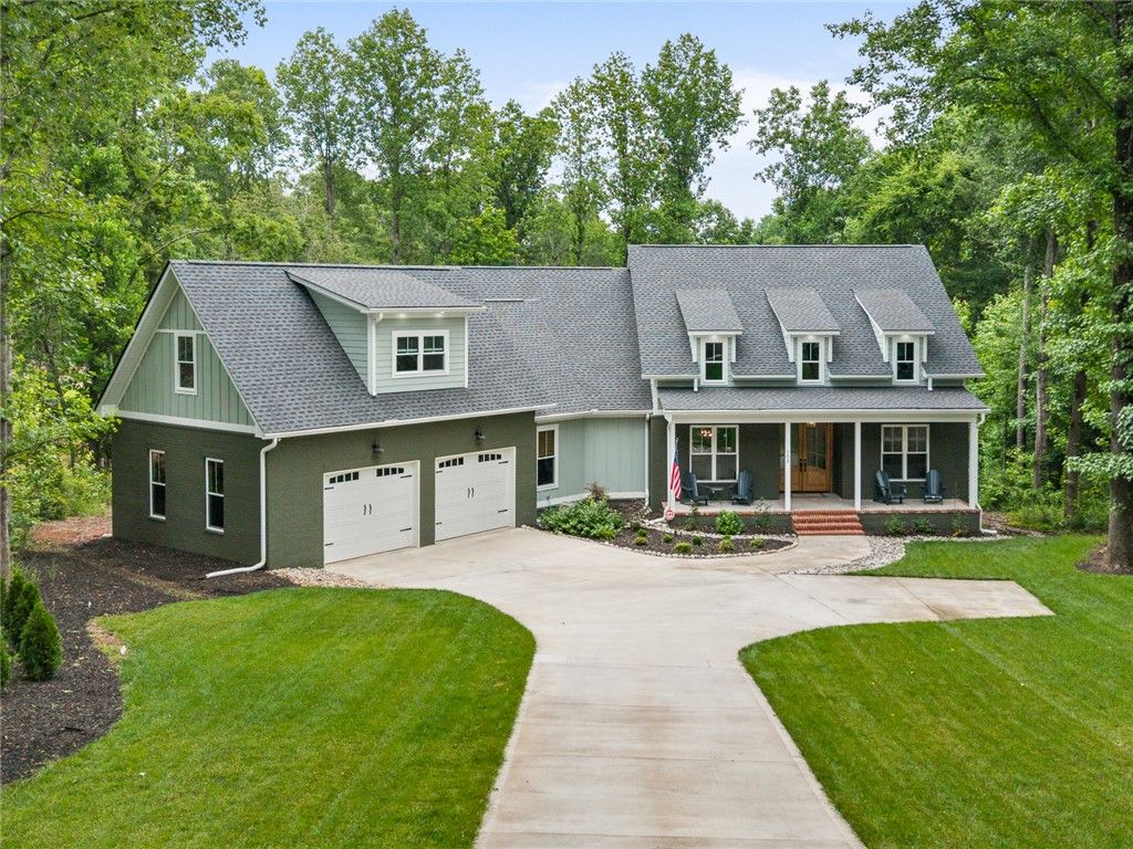 105 Chasewater Drive, Anderson, SC 29621