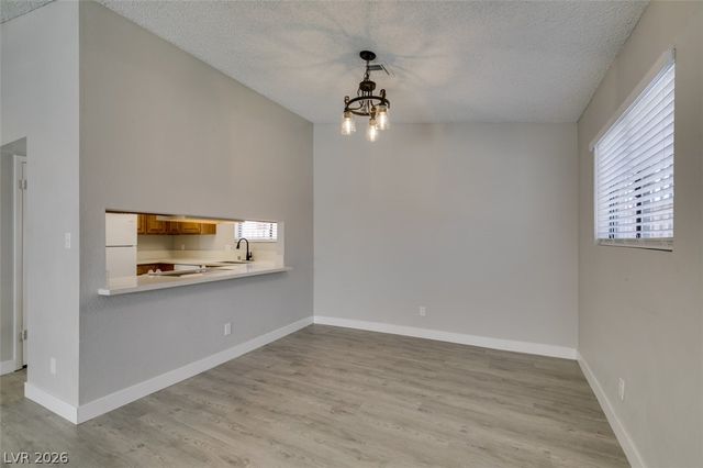 3355 Racquet Street, Las Vegas, NV 89121