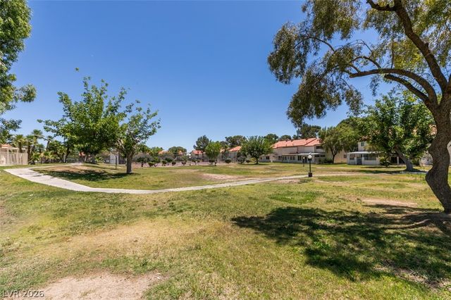 3355 Racquet Street, Las Vegas, NV 89121