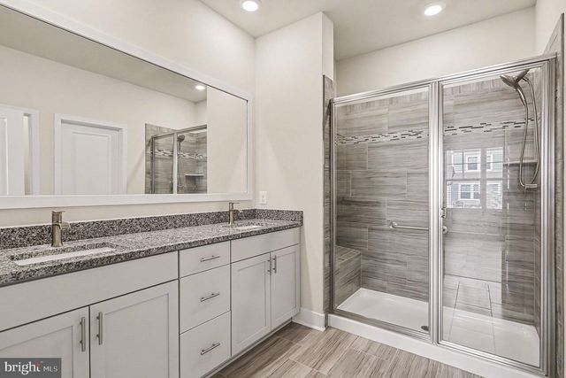 63 RUSTIC WOOD DR, Gettysburg, PA 17325