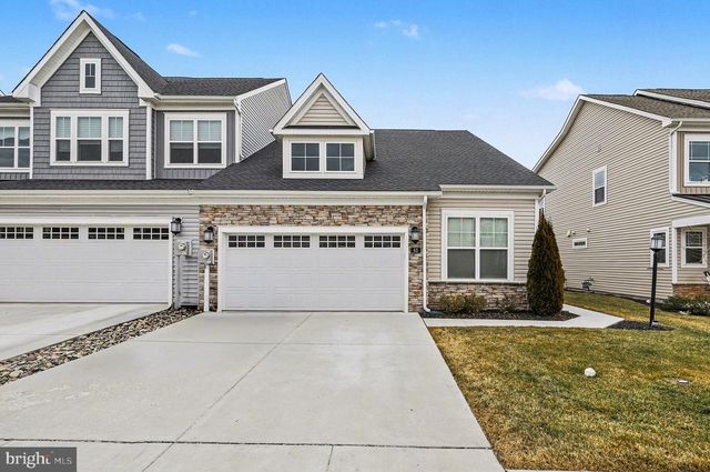 63 RUSTIC WOOD DR, Gettysburg, PA 17325