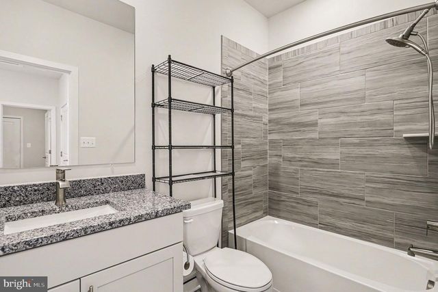 63 RUSTIC WOOD DR, Gettysburg, PA 17325