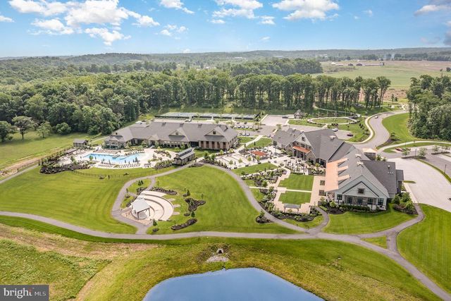 63 RUSTIC WOOD DR, Gettysburg, PA 17325