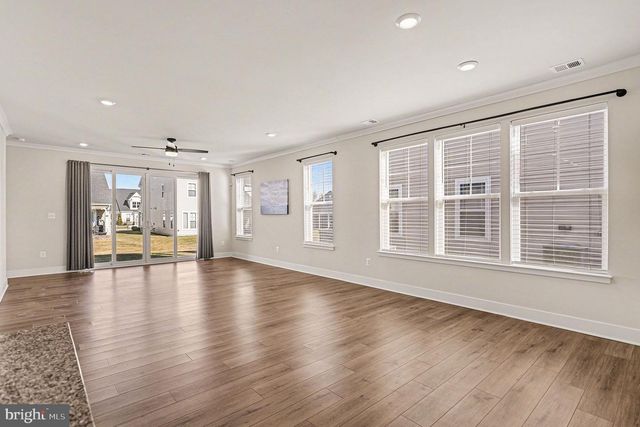 63 RUSTIC WOOD DR, Gettysburg, PA 17325