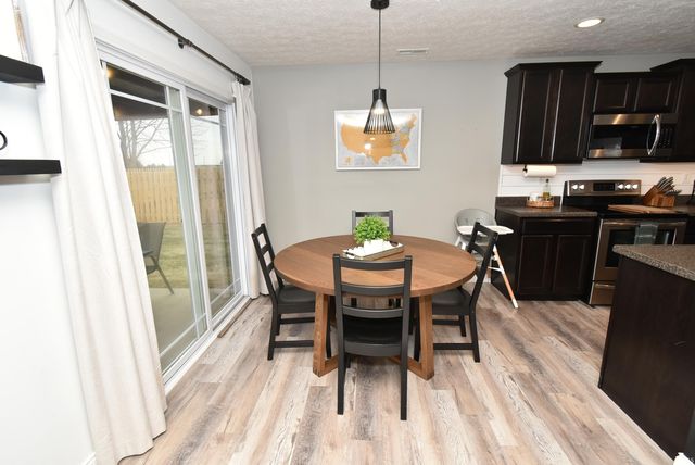 303 E Quail Drive, Oxford, IN 47971