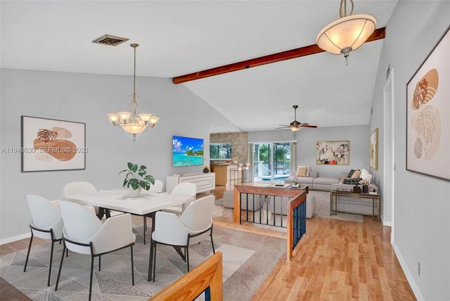 8708 SW 52nd St, Cooper City, FL 33328