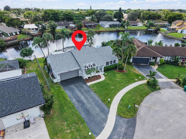 8708 SW 52nd St, Cooper City, FL 33328