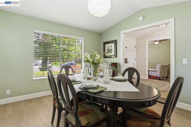 2513 Chateau Way, Livermore, CA 94550