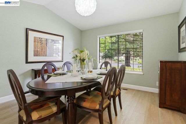 2513 Chateau Way, Livermore, CA 94550