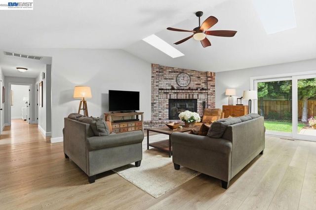 2513 Chateau Way, Livermore, CA 94550