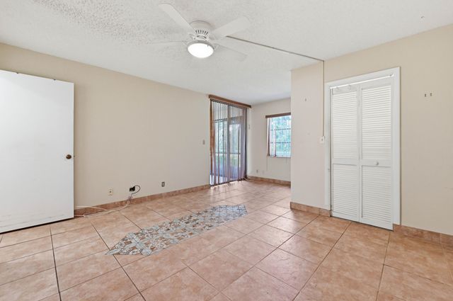 6865 Huntington Lane 106, Delray Beach, FL 33446
