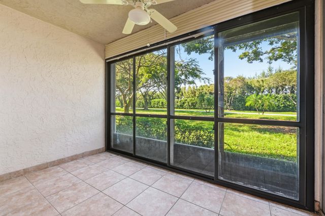 6865 Huntington Lane 106, Delray Beach, FL 33446