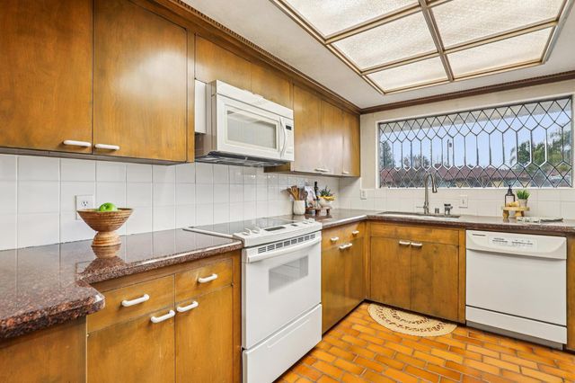 3107 Clairidge Way, Sacramento, CA 95821