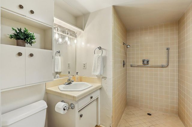 3107 Clairidge Way, Sacramento, CA 95821