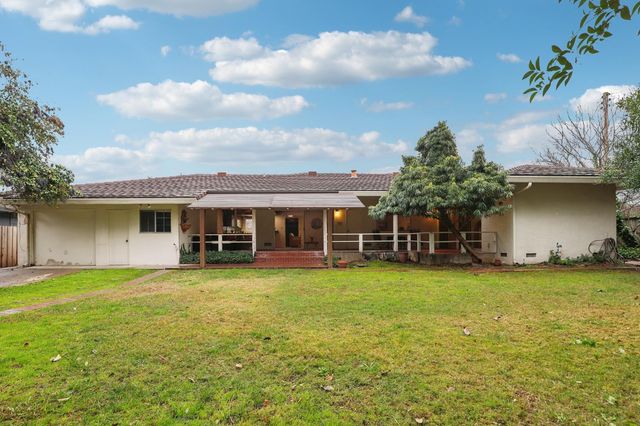 3107 Clairidge Way, Sacramento, CA 95821