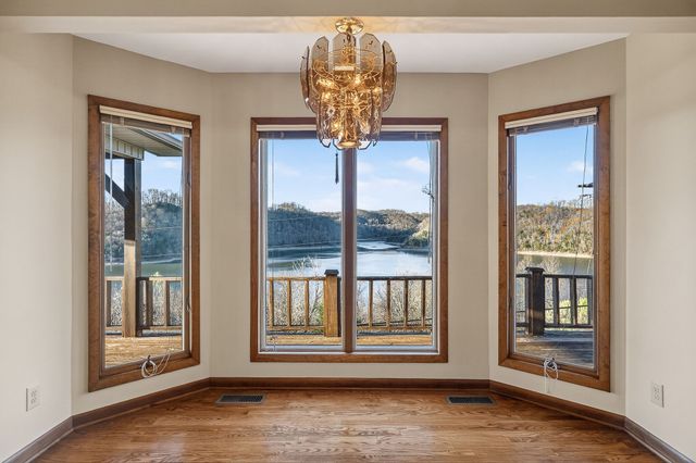 1634 Falling Water Rd, Sparta, TN 38583