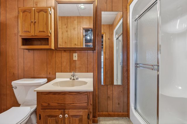 1634 Falling Water Rd, Sparta, TN 38583