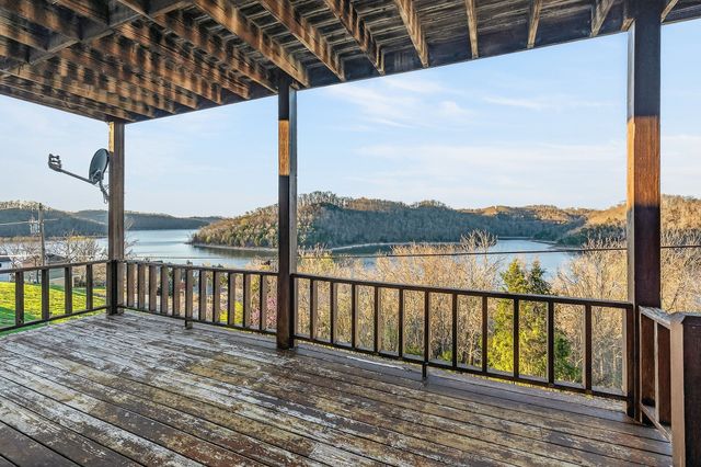 1634 Falling Water Rd, Sparta, TN 38583