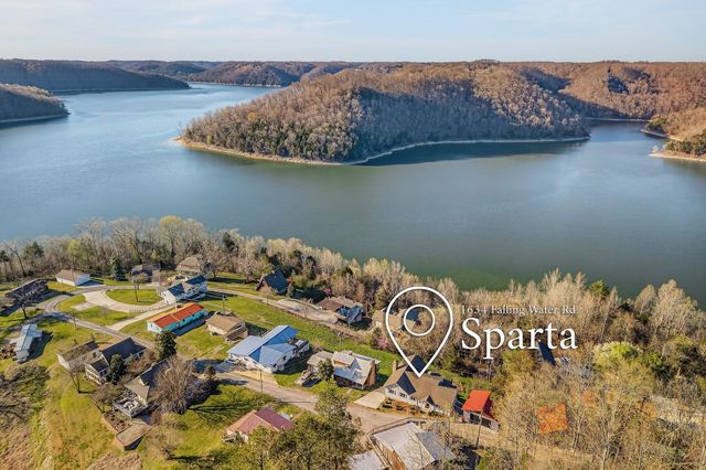 1634 Falling Water Rd, Sparta, TN 38583