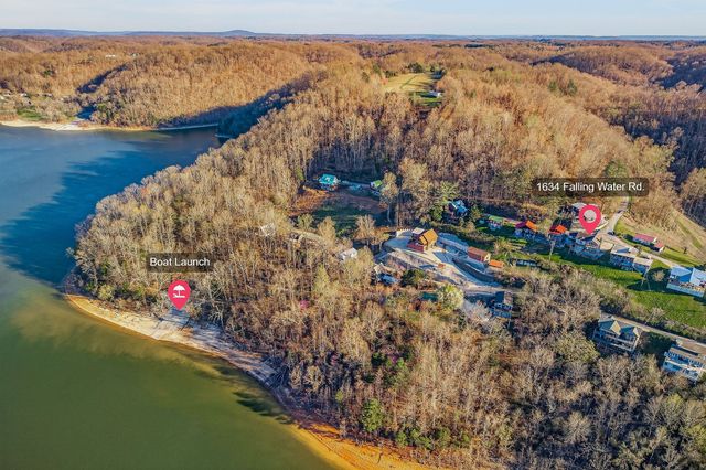 1634 Falling Water Rd, Sparta, TN 38583