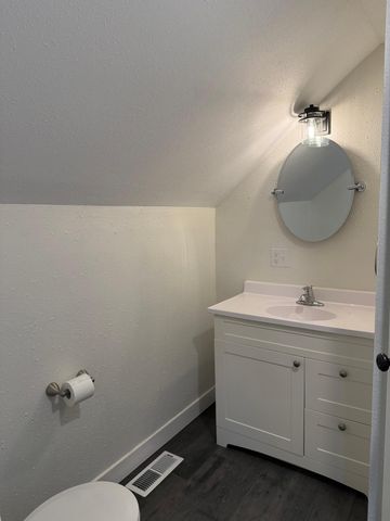 436 Adams Street SE, Hutchinson, MN 55350