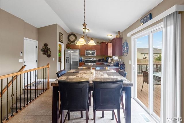 6604 Arriva Drive, O'fallon, IL 62269