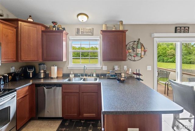 6604 Arriva Drive, O'fallon, IL 62269