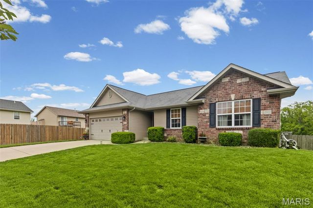 6604 Arriva Drive, O'fallon, IL 62269
